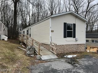 112 Court Ln, Altoona, PA 16601