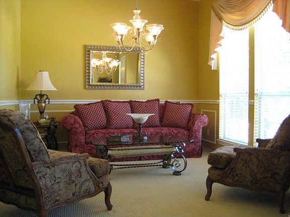 2nd image of 2145 Clubview Dr