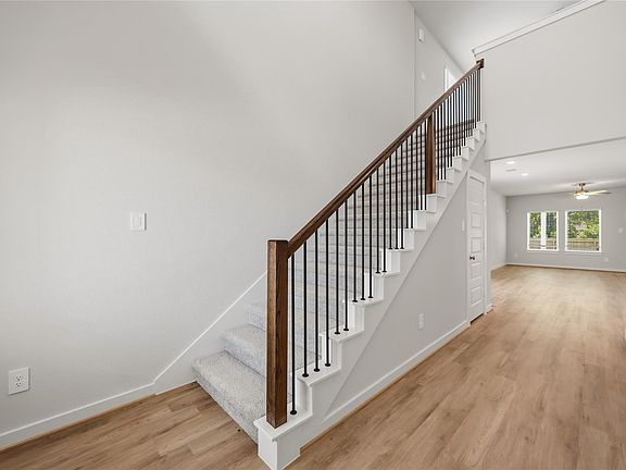4th image of 18672 Presswood Way