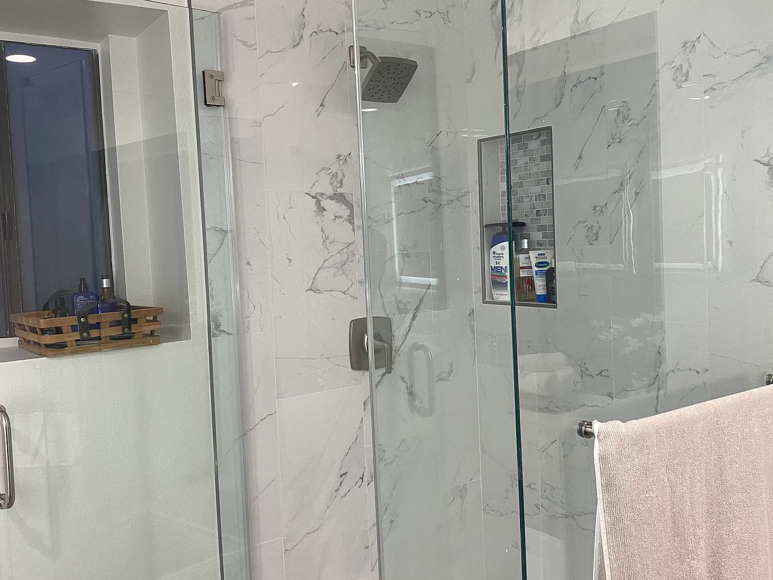3 bed, 2.5 bath, 1800 sqft, $4,000 — Photo 4