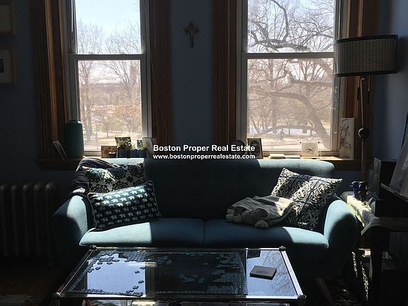 64 Charlesgate E #70 Boston - Fenway Unit Photo 4