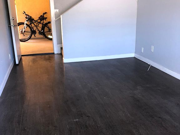 4th image of 1215 E 4th St APT 205