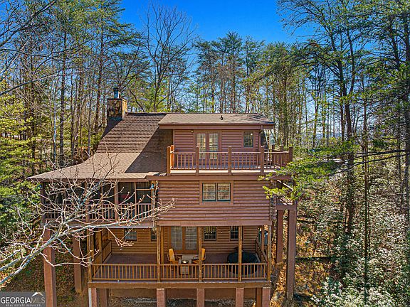 2nd image of 451 Pinecrest Rd