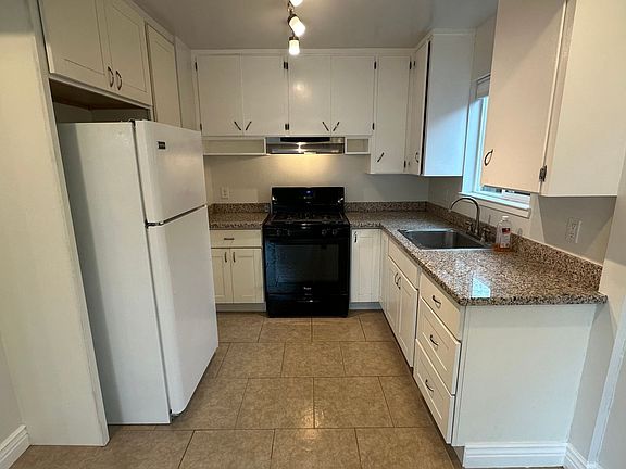 5th image of 119 Mountain View Ave APT A