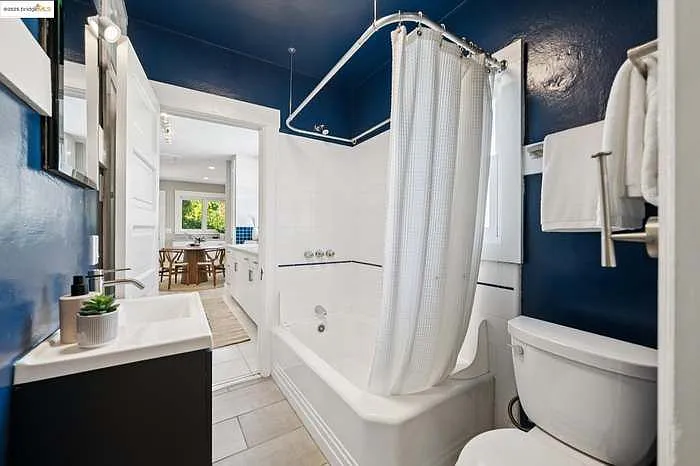 5373 James Ave — Photo 23
