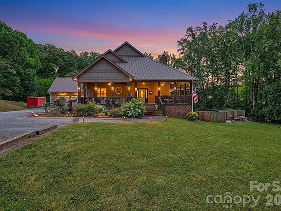 5th image of 105 Winchester Dr