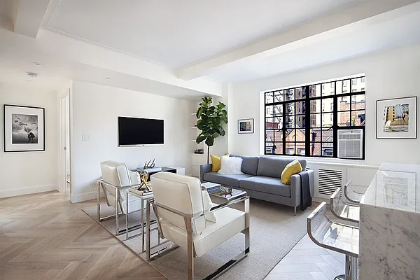 Sold by Stribling | media 19