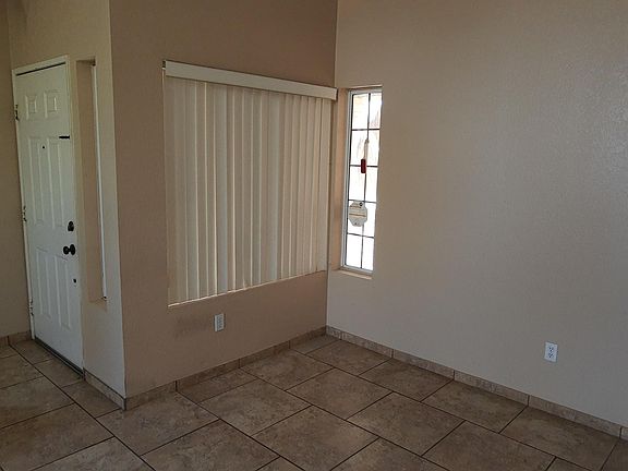 3rd image of 80308 Moonshadow Dr
