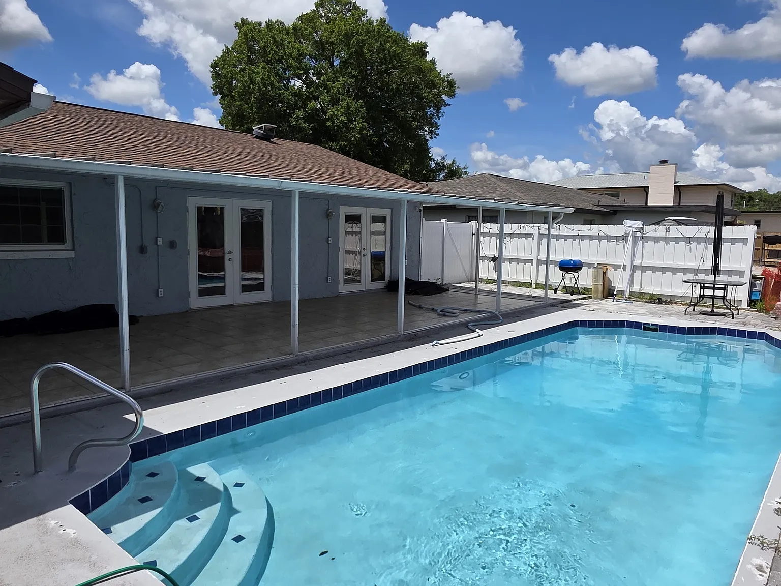 3 bed, 2000 sqft, $2,800 — Photo 2