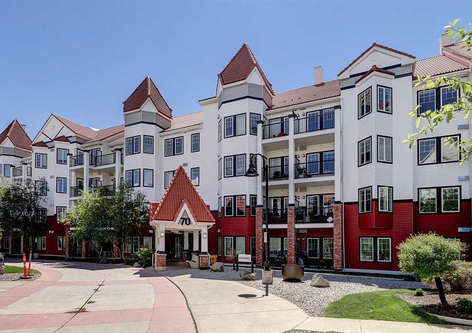 1st image of 70 N Royal Oak Plz NW #220