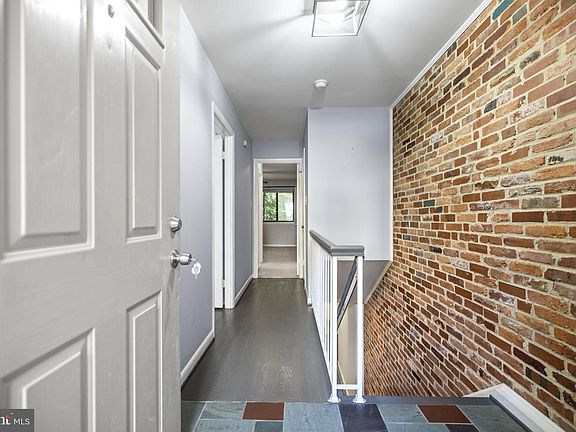 4th image of 3826 Steppes Ct