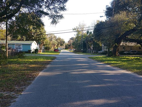 3rd image of 3004 N Tarragona St
