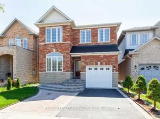 27 Knowles Dr, Toronto, ON M1X 1T9