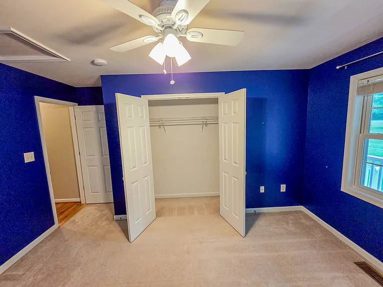 8401 Kennedy Dr — Photo 36