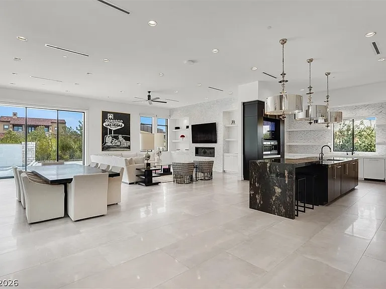 20 Pebble Hills Ct — Photo 15