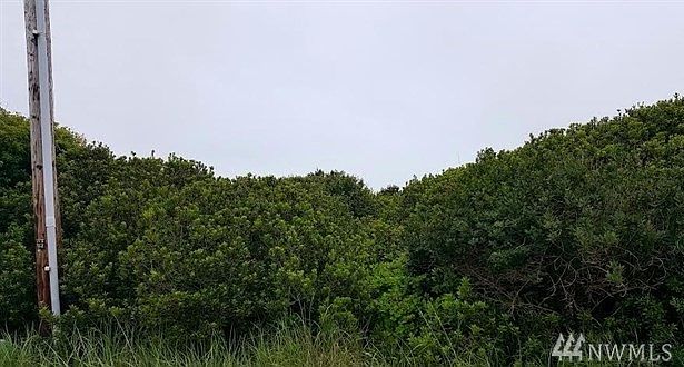 1st image of 879 S Sand Dune Ave SW