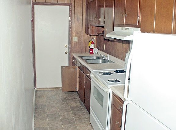 3rd image of 4104 Empress Pl APT D