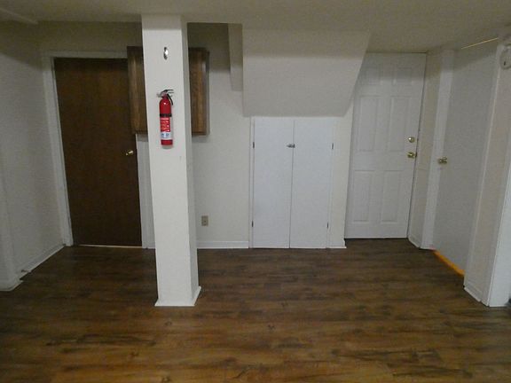 5th image of 1510 Rosemary Ln #1