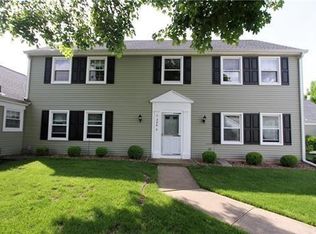 255 N Mystic Ln, Monroe Township, NJ 08831