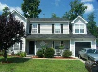 327 Stonehenge Dr, Suffolk, VA 23434