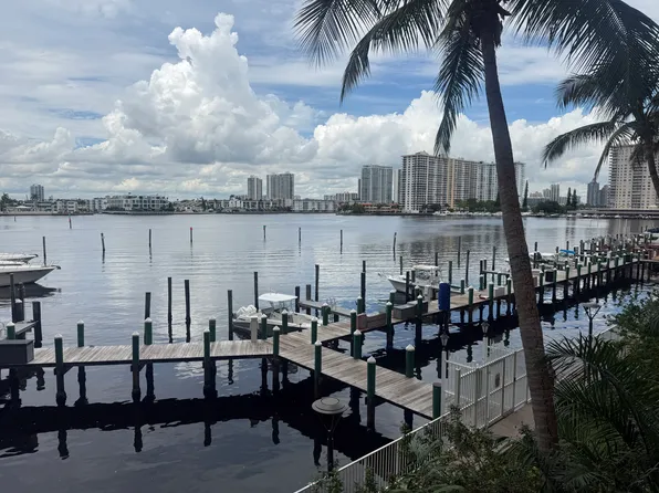 M5 Sunny, North Miami Beach, FL 33160