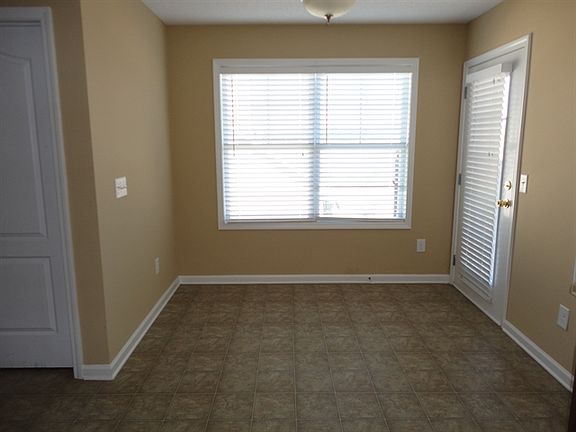 5th image of 3844 Hawk Tail Dr