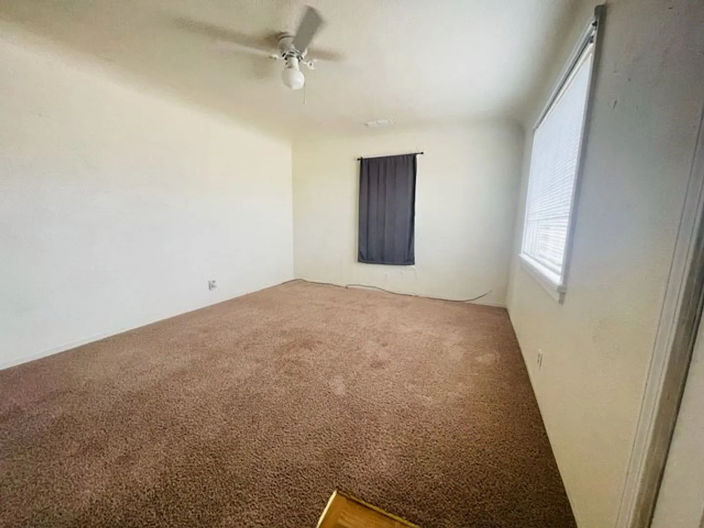 1002 W Deming St — Photo 2