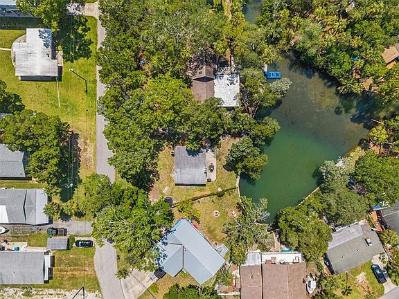 4th image of 6053 Palm Creek Dr