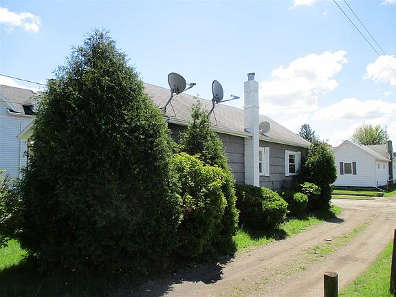 5th image of 1515 Poland St