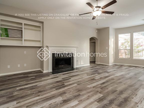 3rd image of 18022 Oak Park Bend Ln