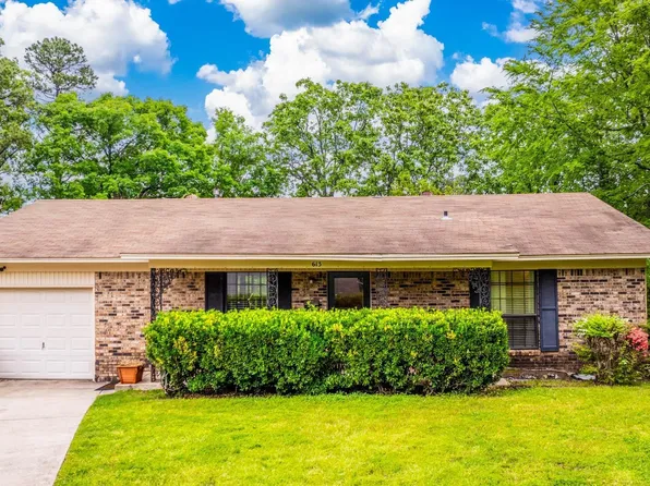 613 Nan Cir, Little Rock, AR 72211
