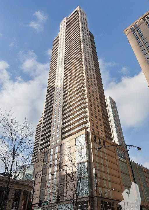 1st image of 540 N State St #3507T