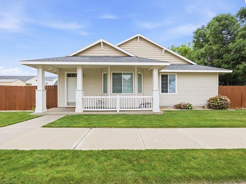 1st image of 6211 Oriole Dr