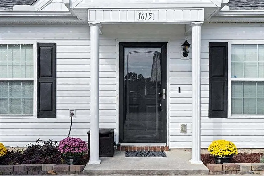 2 bed, 2.0 bath, 1100 sqft, $1,300 — Photo 4