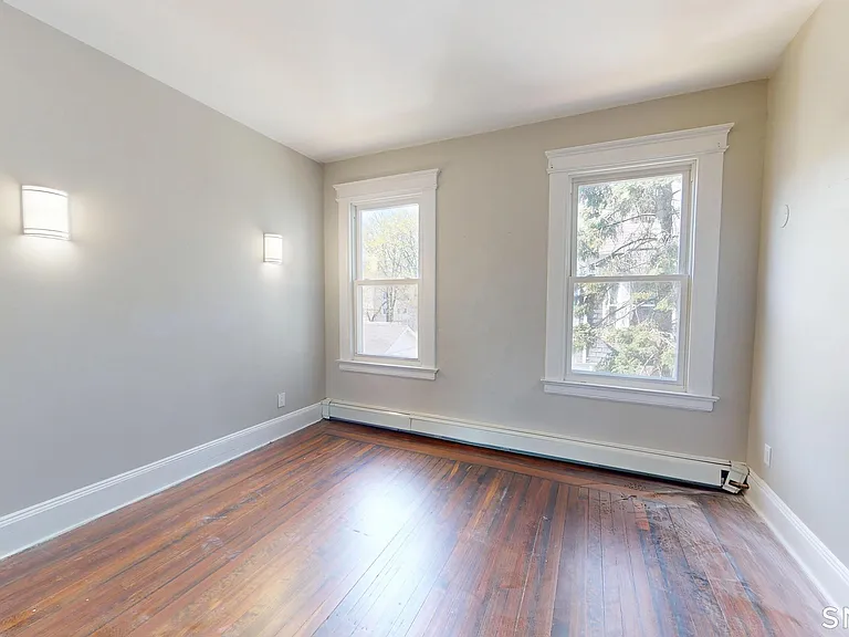 1616 Chapel St — Photo 7