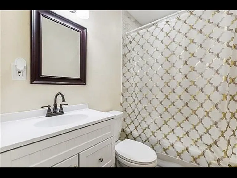 4817 Pauger St — Photo 13