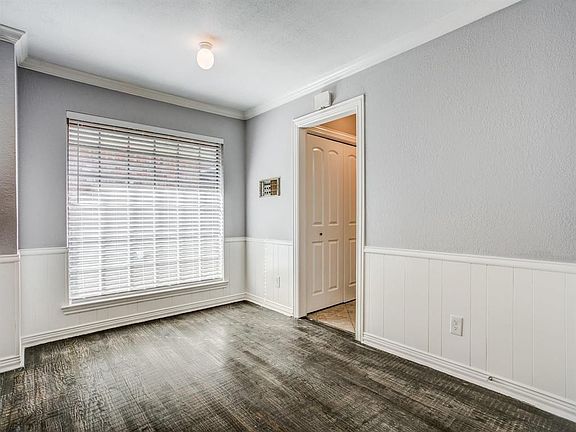 5th image of 2713 Meadowbrook Ct