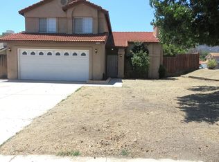 19221 Okeechobee Ln, Lake Elsinore, CA 92530