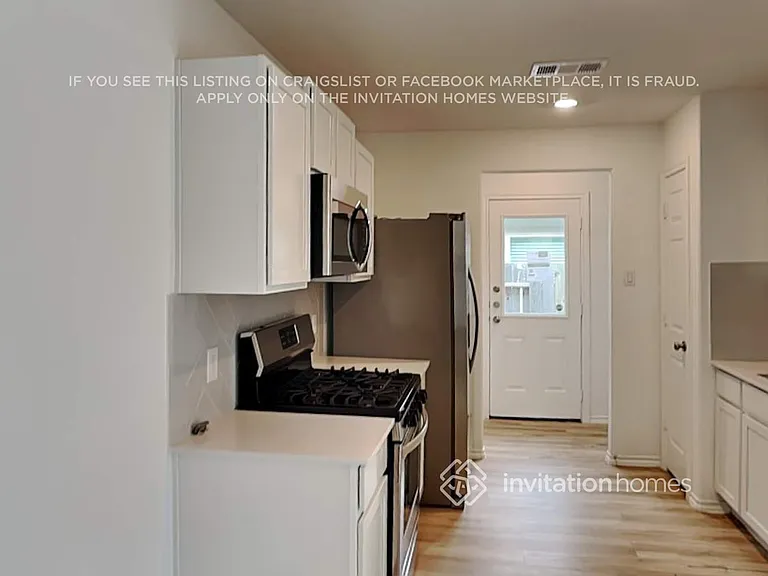 18727 Faustina Way — Photo 6