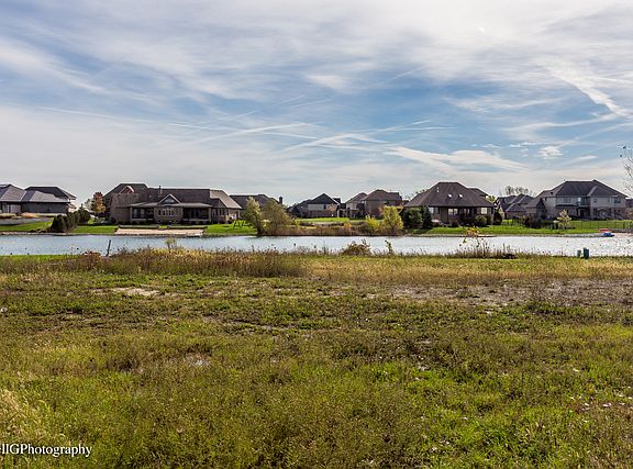 4th image of 24111 S Sunset Lakes Dr
