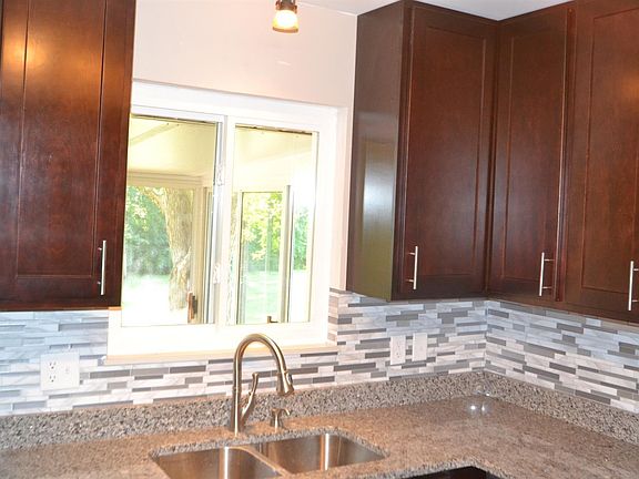 4th image of 10625 Forestdale Ln