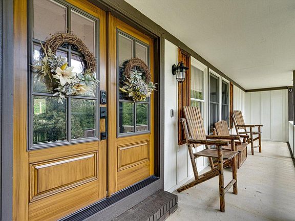5th image of 9302 Rockshire Ln