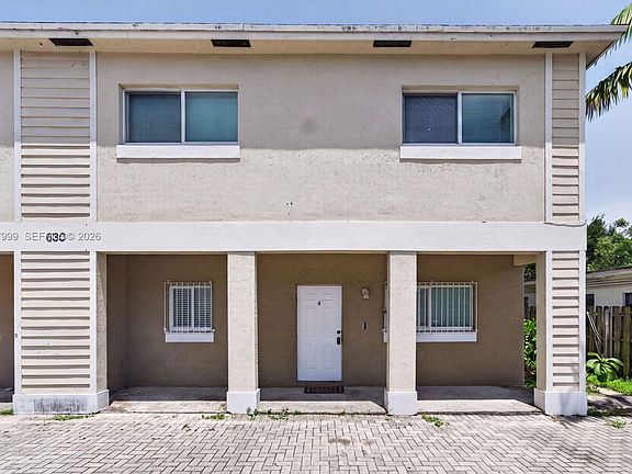 4th image of 630 NW 10th Ter APT 4