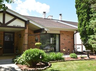 N17W5329 Garfield Ct, Cedarburg, WI 53012