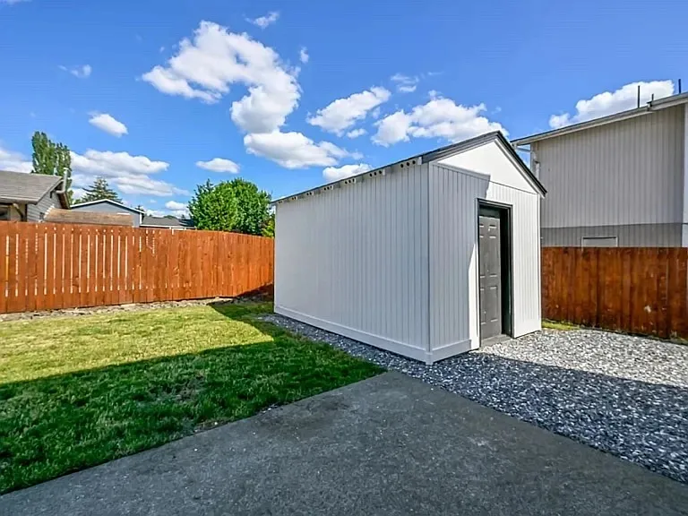 912 Algona Blvd N #B — Photo 13