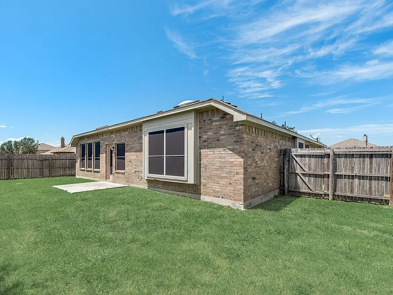 621 Tumbleweed Dr — Photo 28