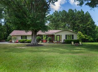 4322 Russell Rd, Graham, NC 27253