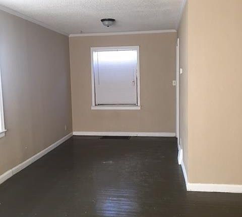 2nd image of 5549 Wabash Ave