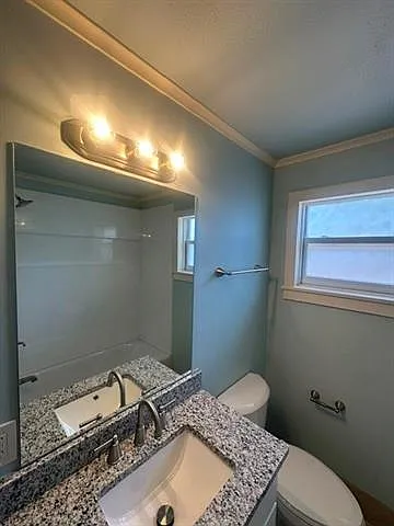 1629 Feronia St — Photo 14