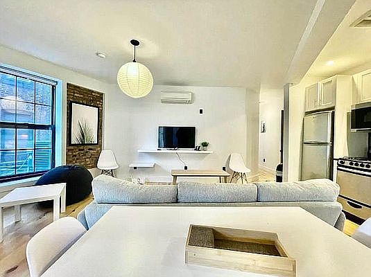 2nd image of 729 Meeker Ave APT 2L